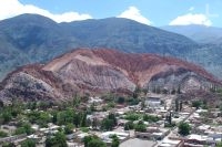 La ciudad de Purmamarca, provincia de Jujuy, Argentina