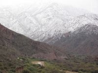 La Quebrada de las Conchas, nieve en las montañas, provincia de Salta, Argentina