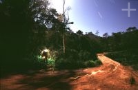 Ensaio: INFINITOS INSTANTES. Longa exposição noturna. Macaé de Cima, Nova Friburgo, Brasil
