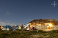 O acampamento Rio Tek à noite. Gran Sabana, sul da Venezuela.